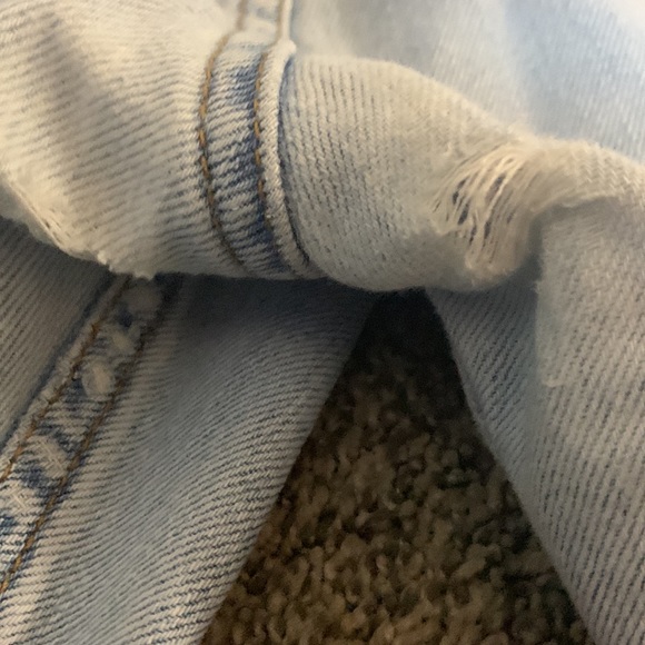 Levi’s - Picture 4 of 5